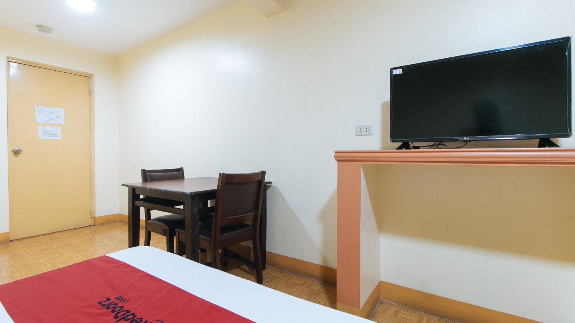 Reddoorz @ Golden Victory Hotel Mabalacat Pampanga المظهر الخارجي الصورة