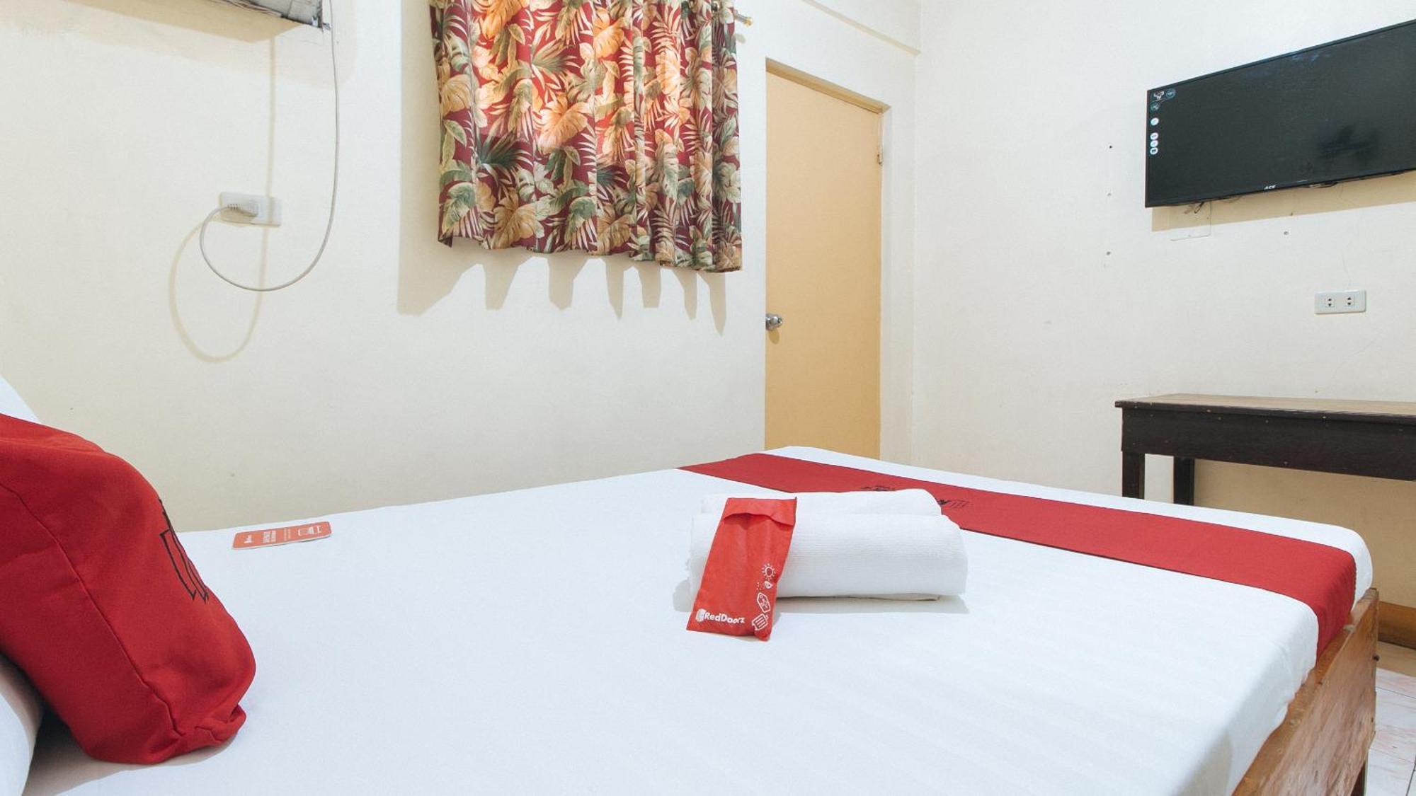 Reddoorz @ Golden Victory Hotel Mabalacat Pampanga المظهر الخارجي الصورة